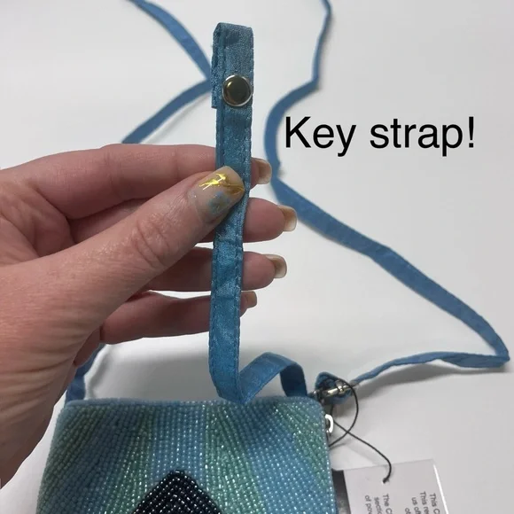 SOLD OUT - Beaded Shark Design Crossbody Club Bag - Picture 10 of 15